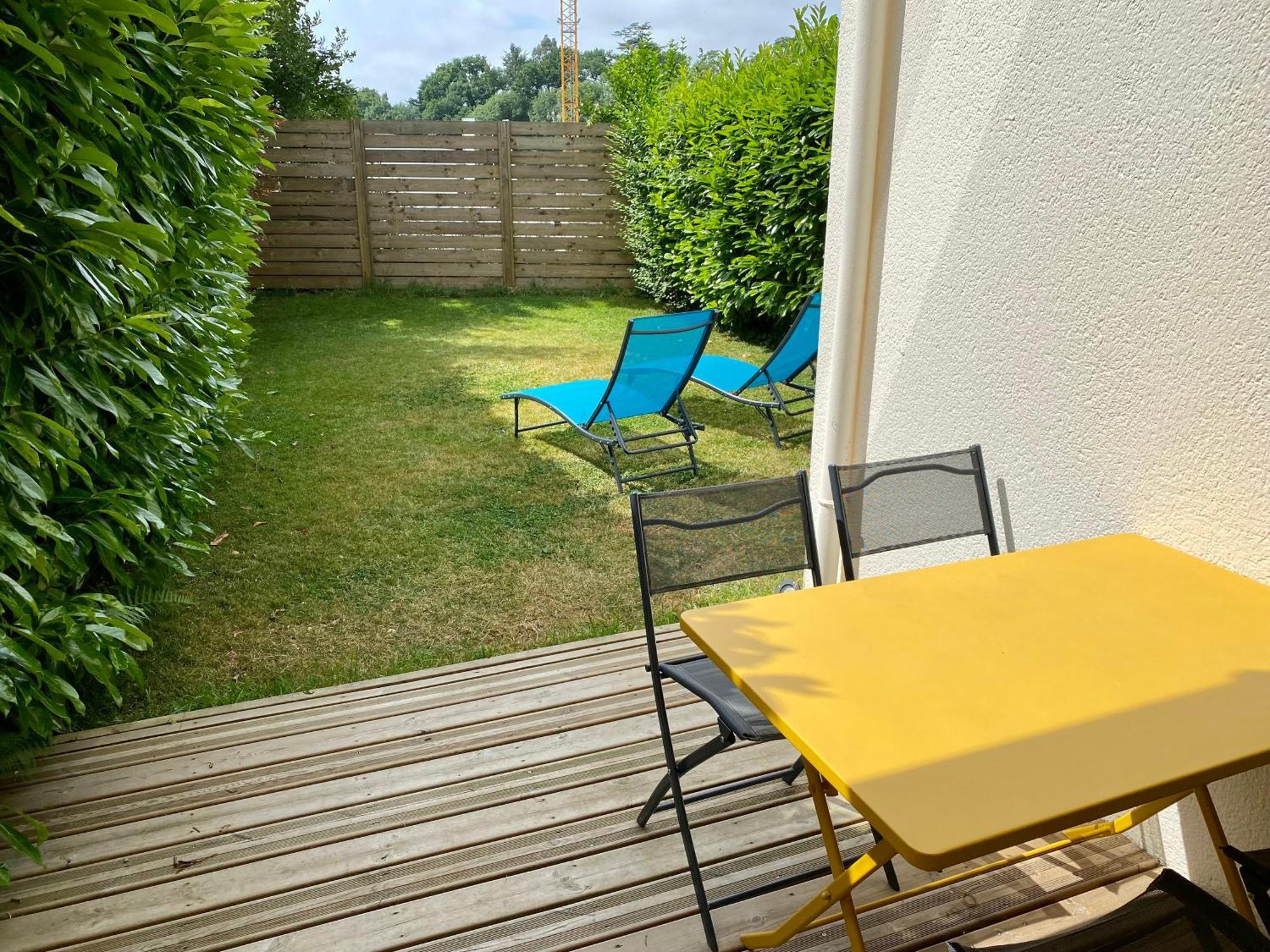 La Pause De Merimee - Jardin - Parking Vannes Exterior foto